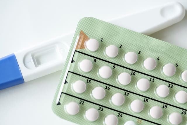 Anticoncepcional, gravidez e reposição hormonal: a relação entre hormônios e varizes
